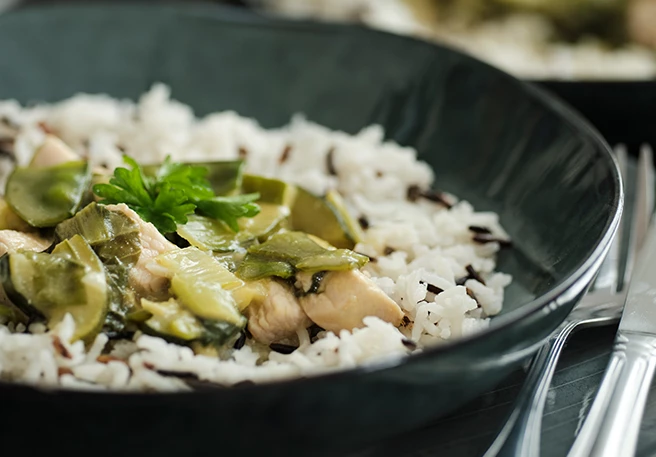Hähnchencurry mit Kokosmilch und Pak Choi