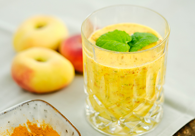 Histaminarmer Pfirsich-Minze-Smoothie